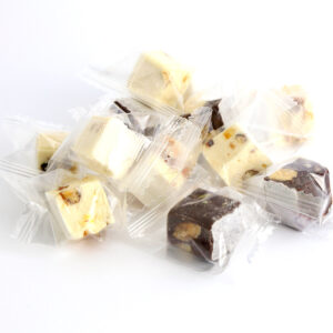 Cubes assortiment naturel 4g (chocolat, figue, raisin, orange, abricot)